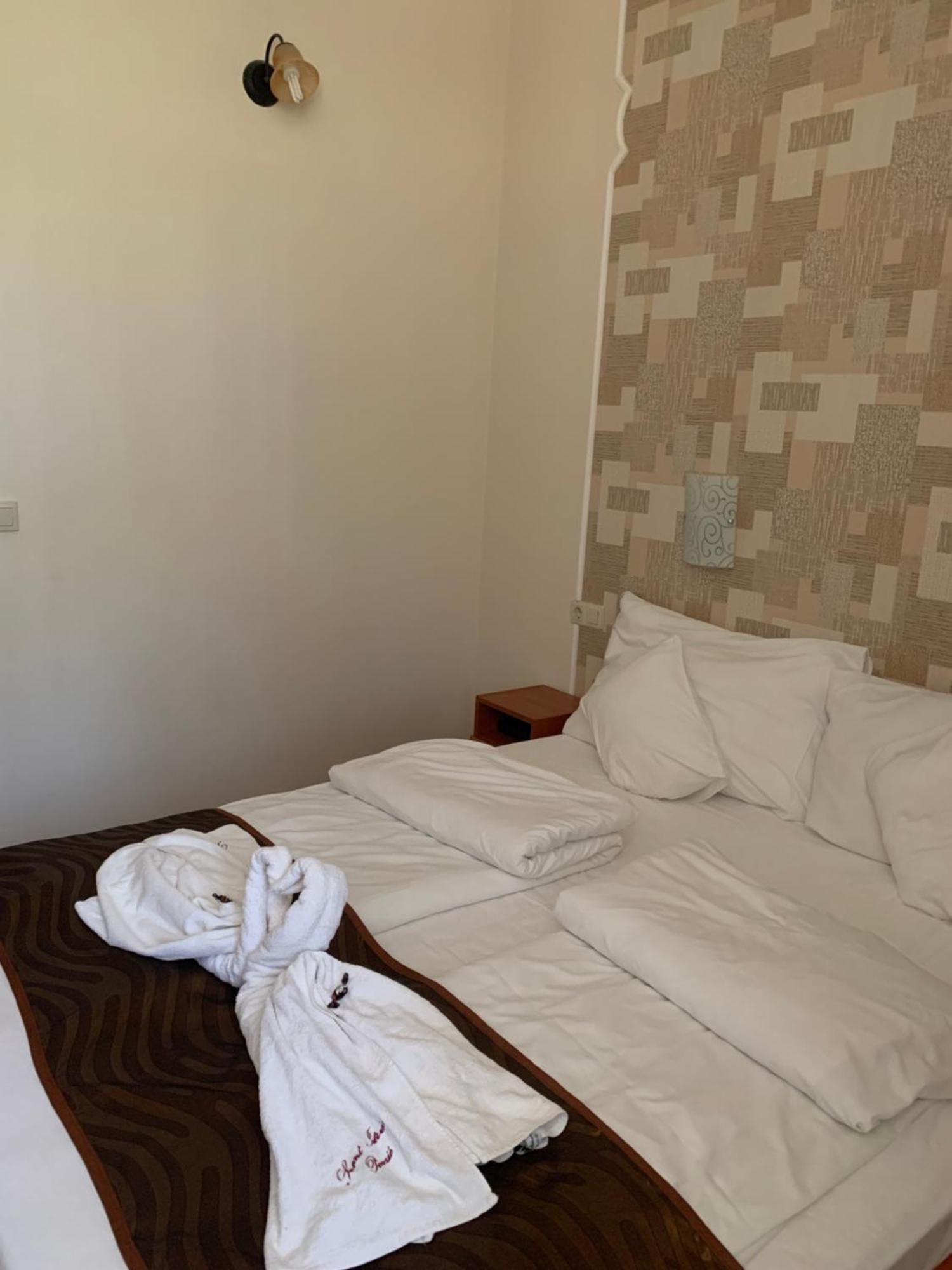 Szent István Wellness Panzió Makó Exterior foto