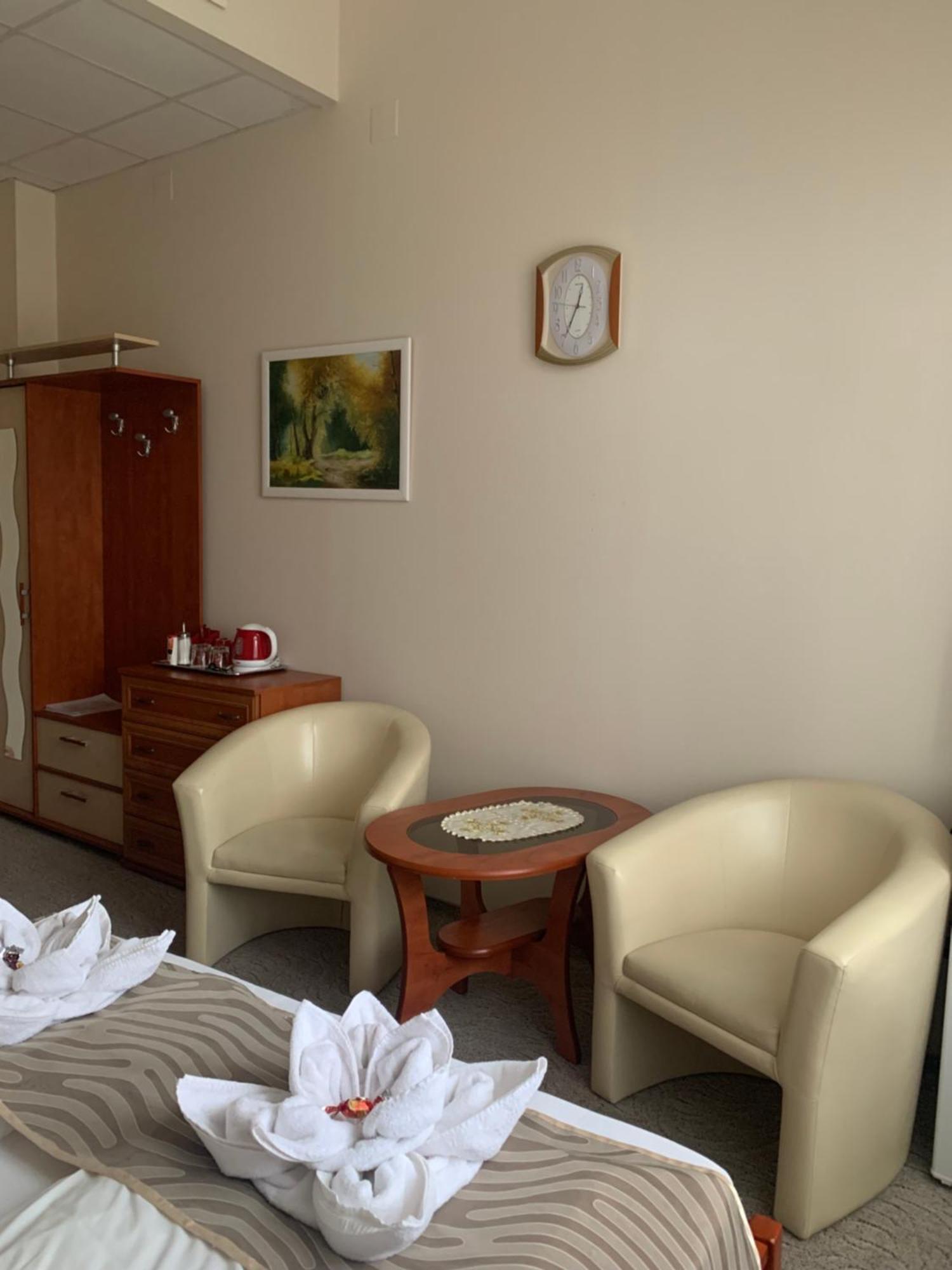 Szent István Wellness Panzió Makó Exterior foto
